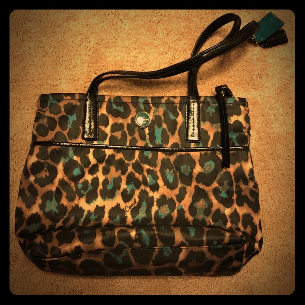 Coach Cheetah Print Shoulder Bag